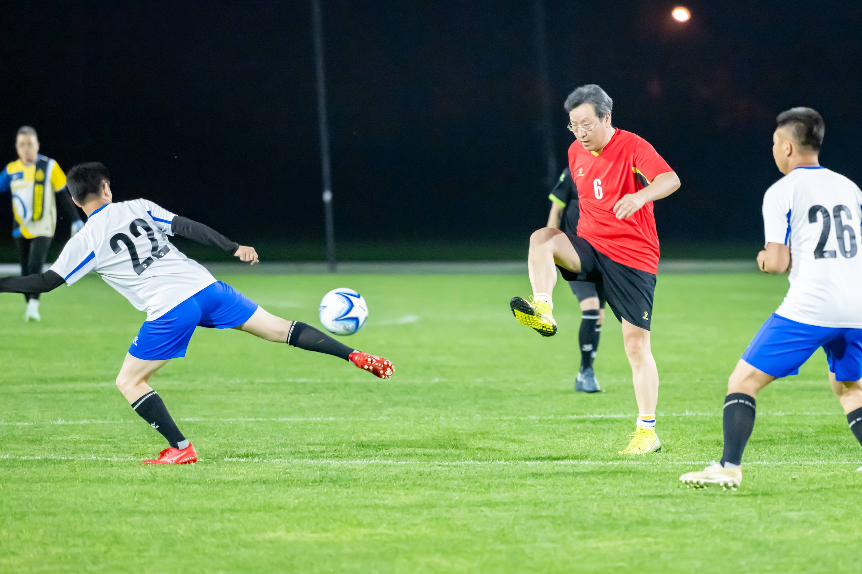 兰与格鲁吉 兰与格鲁吉