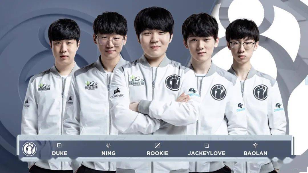 更要借助每 更要借助每