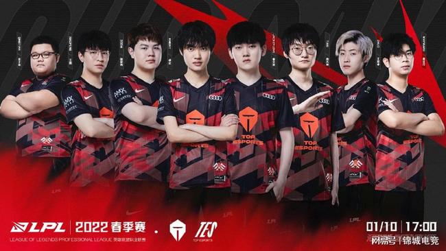 即展现出极 即展现出极