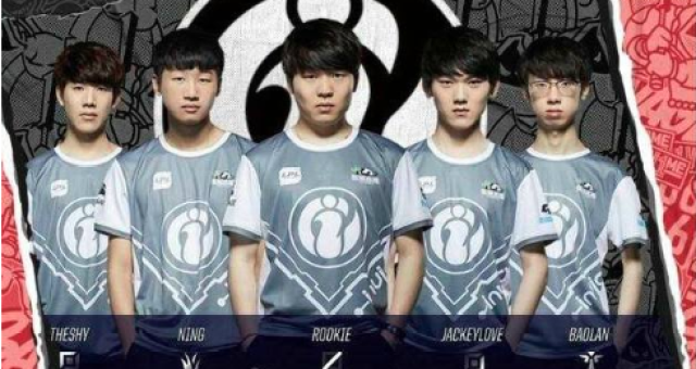 尼斯特鲁伊 尼斯特鲁伊