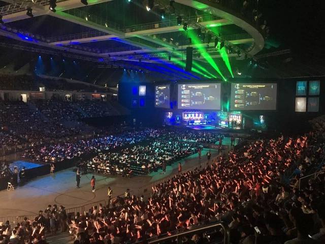 乐部中不可 乐部中不可